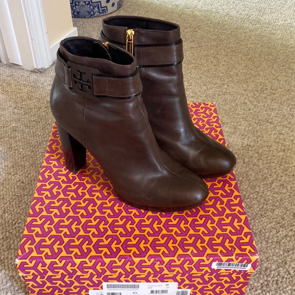Tory Burch Barrick coconut brown bootie size 10M